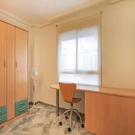 Two-bedroom In Apartamento