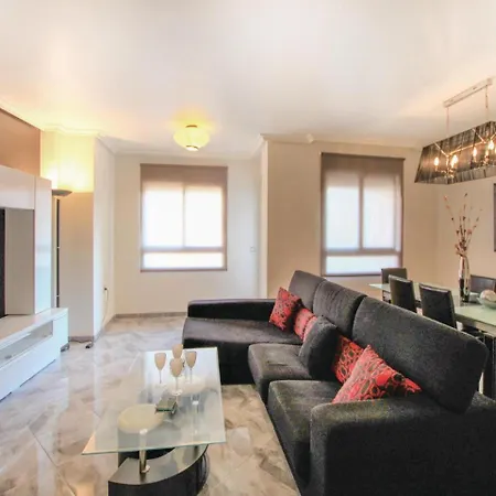 Two-bedroom In Apartamento